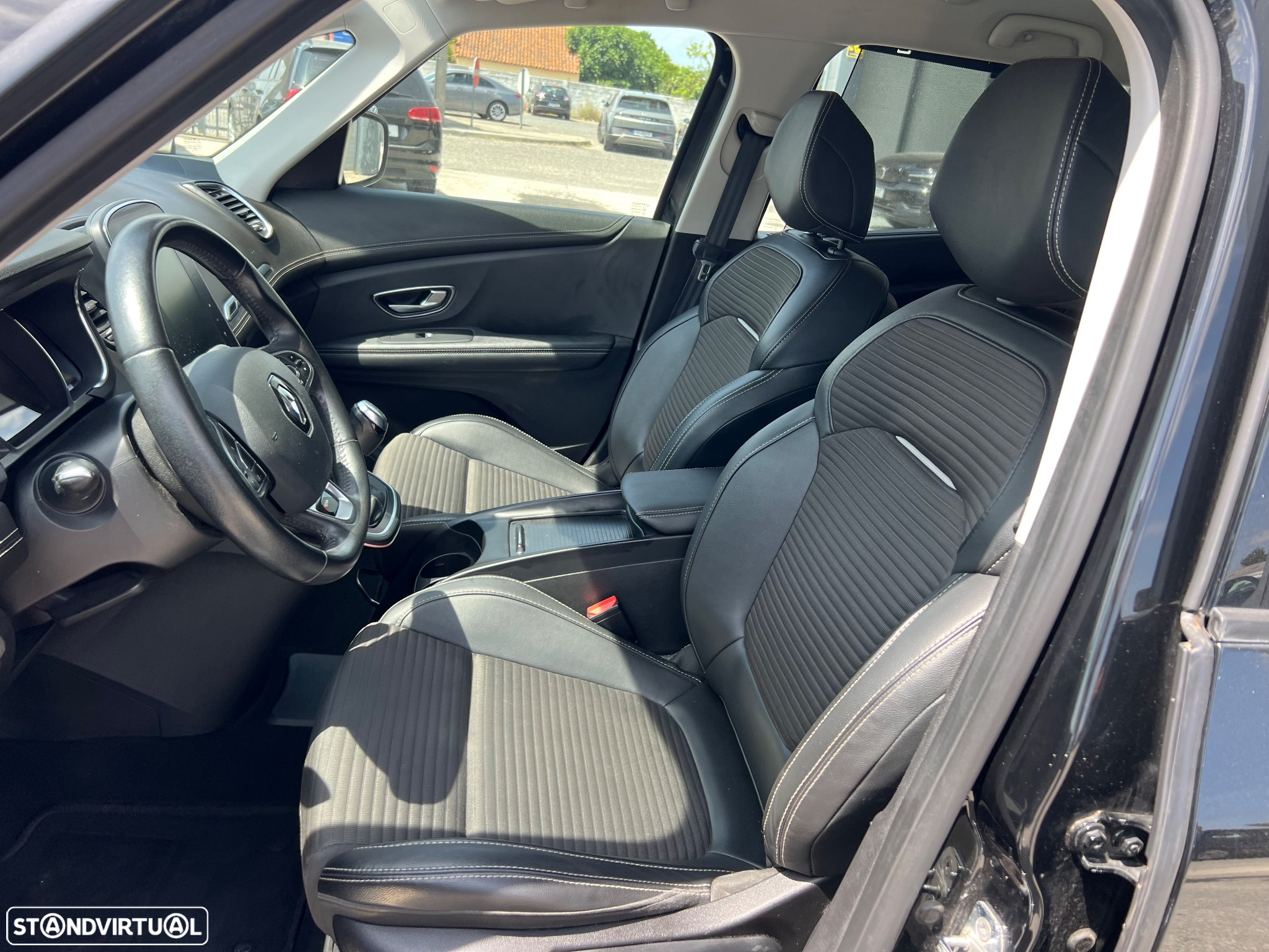 Renault Grand Scénic 1.5 dCi Intens Hybrid Assist SS - 13