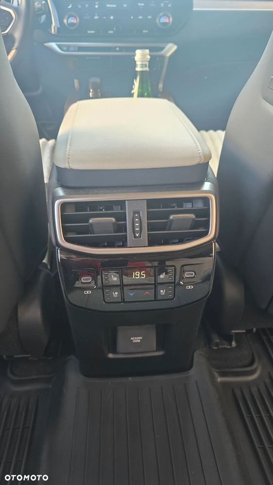 Lexus RX 350h Omotenashi - 14