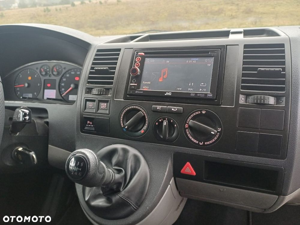 Volkswagen Transporter - 19