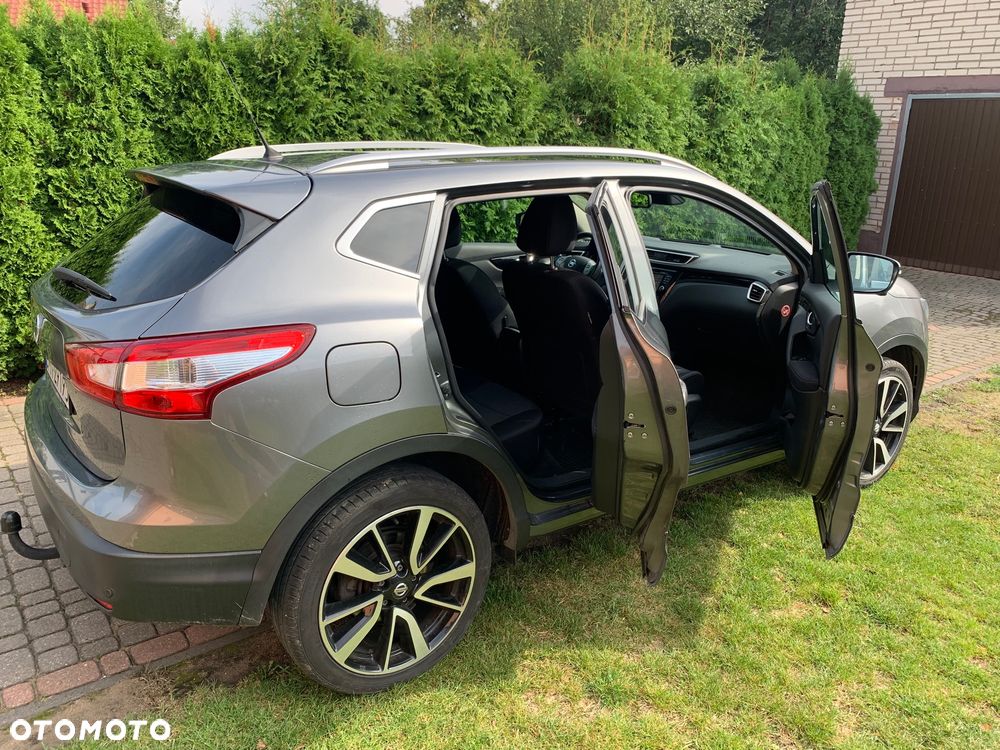 Nissan Qashqai 1.6 DCi 4x4 N-Connecta - 8