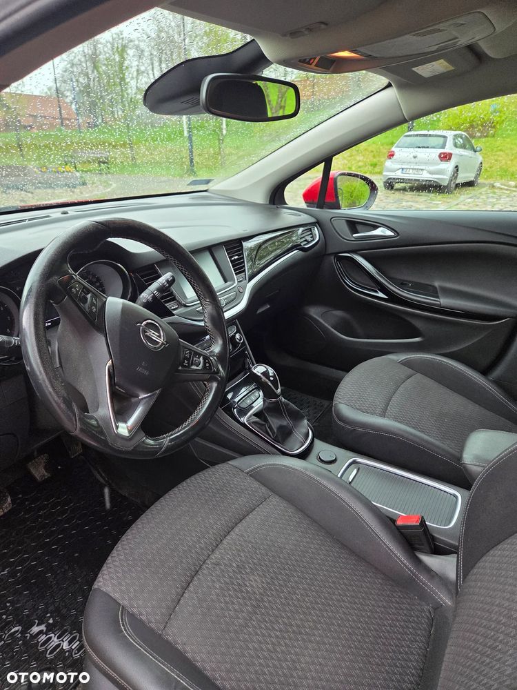 Opel Astra 1.4 T Dynamic - 10