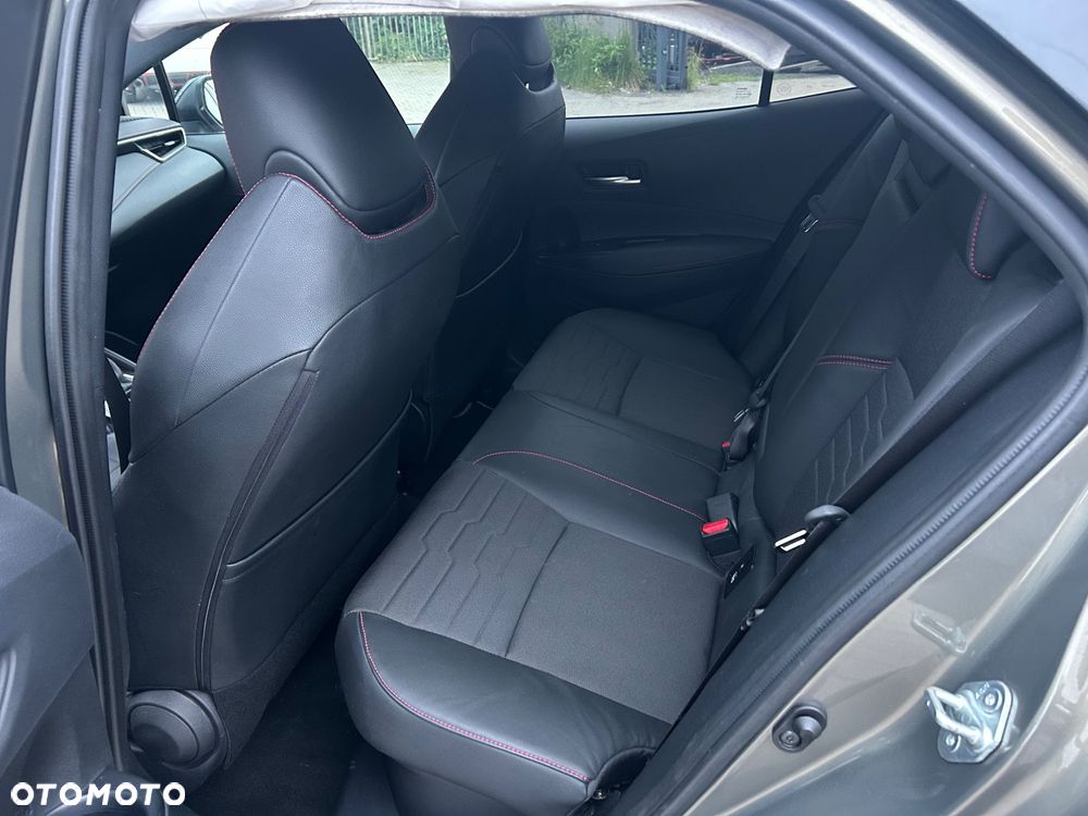 Toyota Corolla 2.0 Hybrid Style - 9
