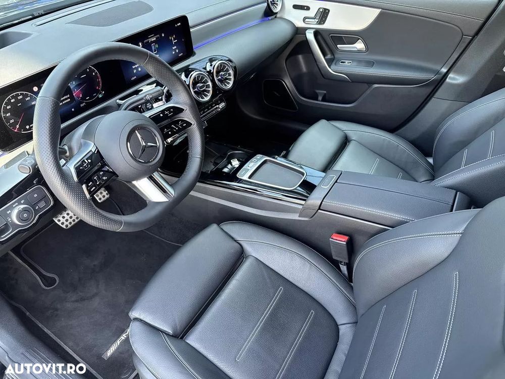 Mercedes-Benz A 220 4Matic MHEV 8G-DCT - 10