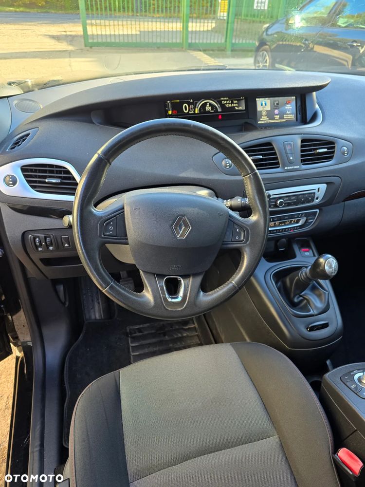 Renault Grand Scenic - 23