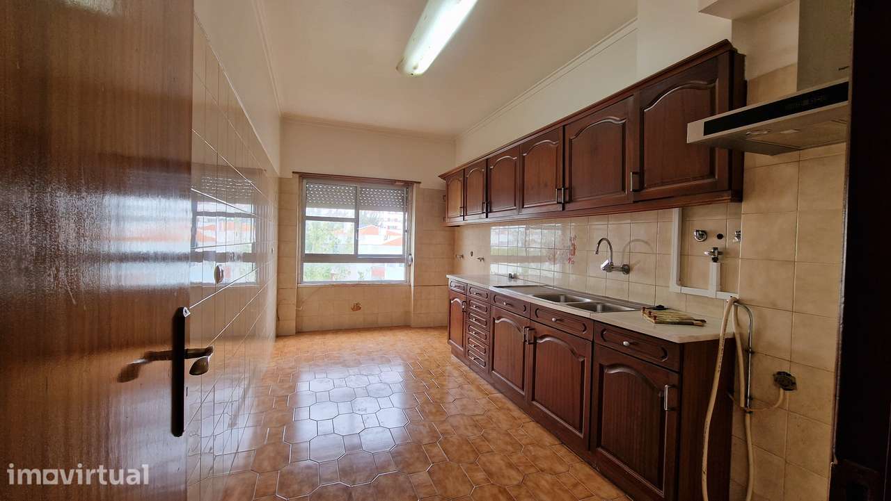 Apartamento T2 na Póvoa de Santa Iria - Oportunidade! - Grande imagem: 4/13