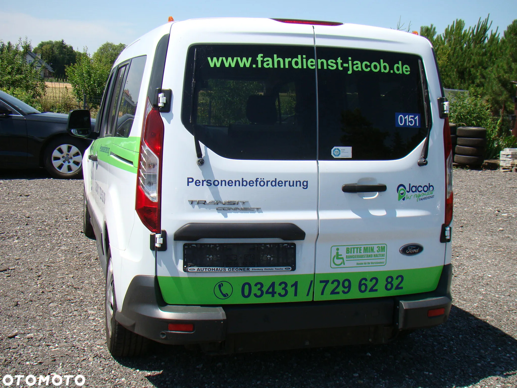 Ford Transit Connect - 8