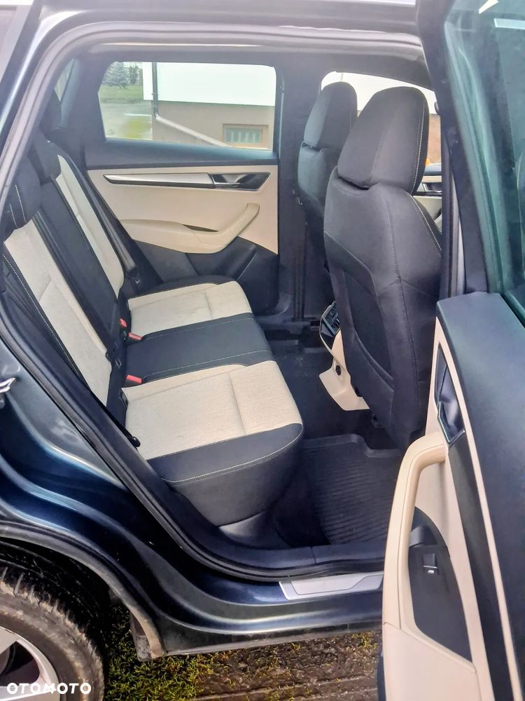 Skoda Karoq 1.5 TSI ACT 4x2 Style DSG - 6