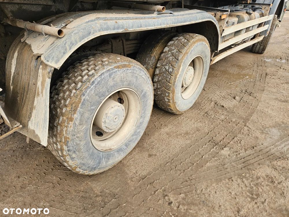 Mercedes-Benz 3336 - 9