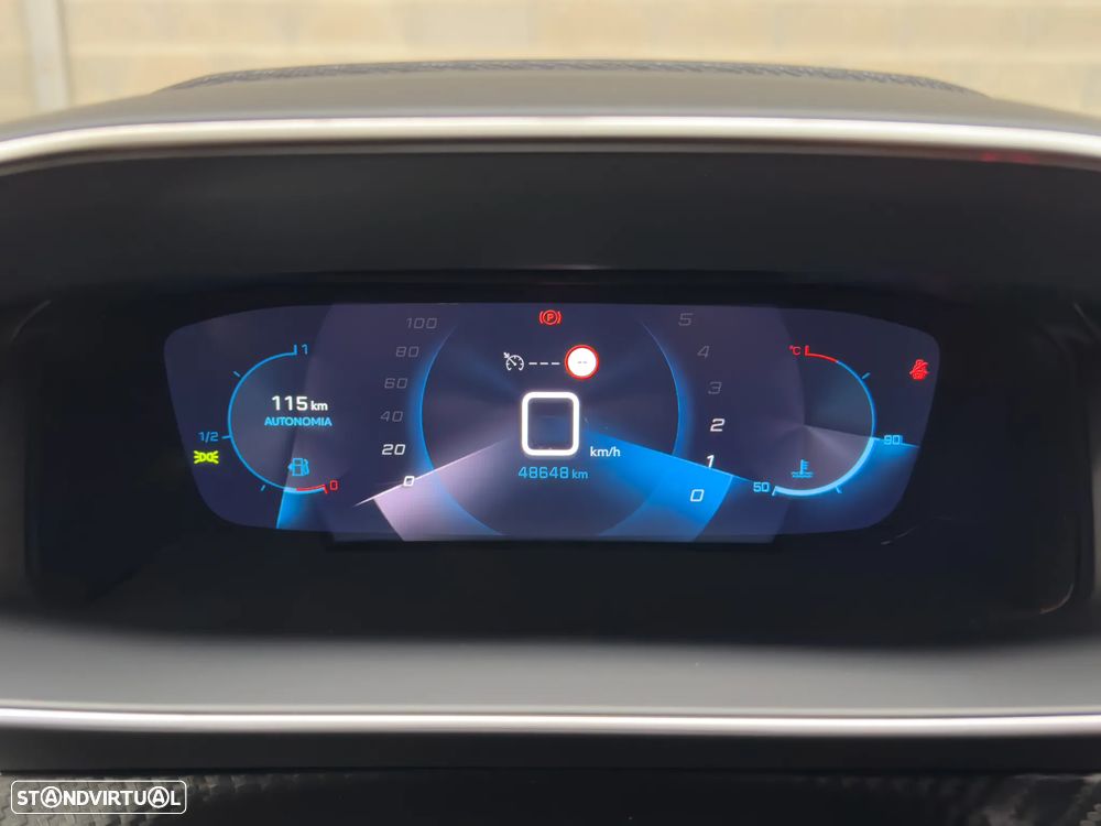 Peugeot 2008 1.2 PureTech Allure Pack - 31