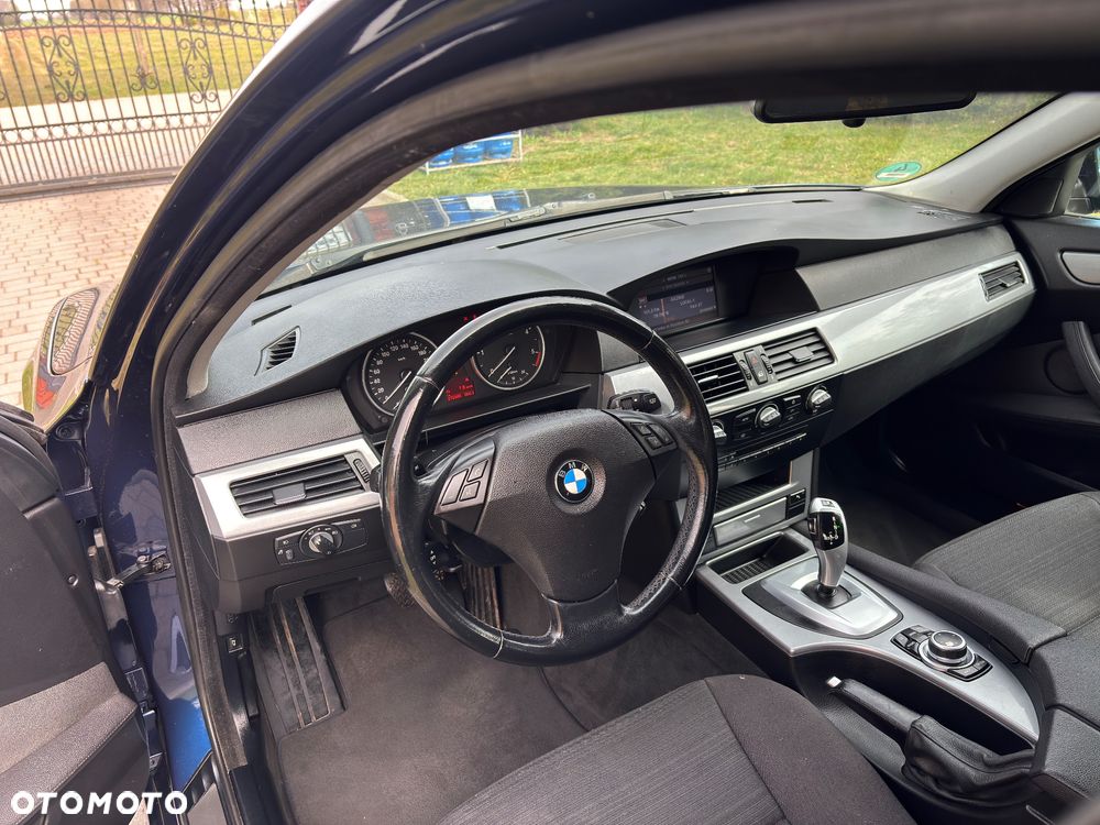 BMW Seria 5 520d Edition Lifestyle - 23