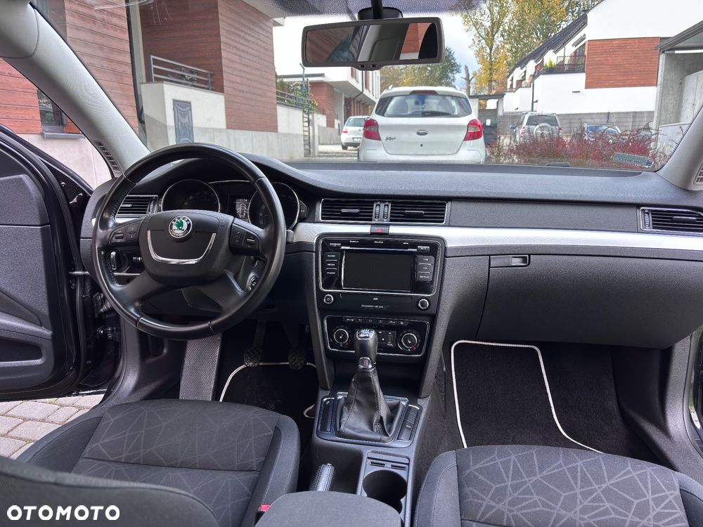 Skoda Superb 2.0 TDI 4x4 Family - 14