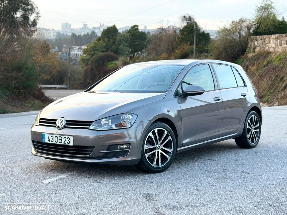 VW Golf 1.6 TDi Confortline - 1