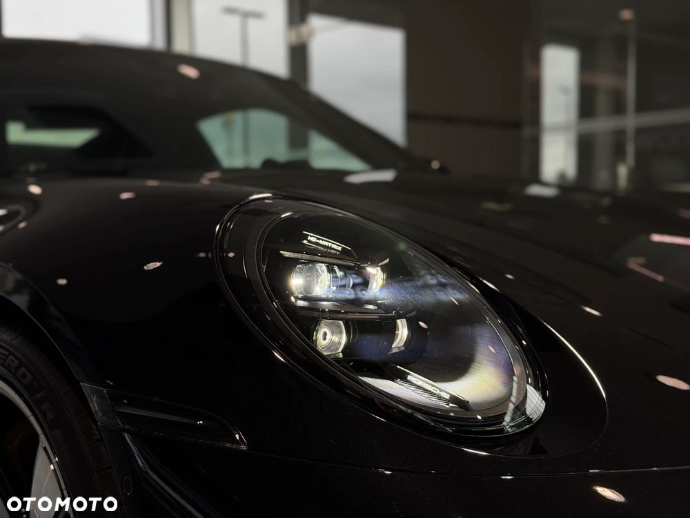 Porsche 911 Turbo S - 11