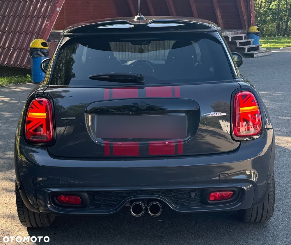 MINI John Cooper Works - 10