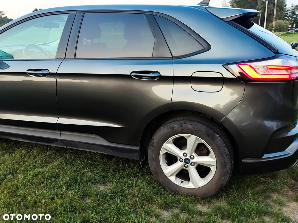 Ford Edge - 5