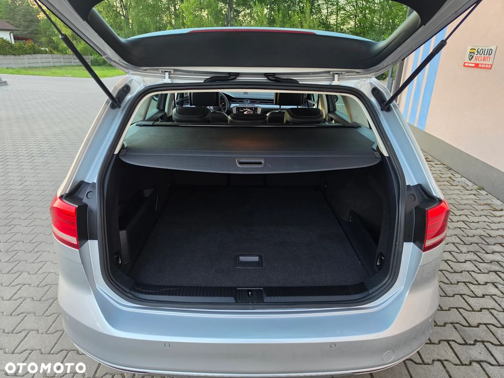 Volkswagen Passat 2.0 TDI (BlueMotion Technology) DSG Trendline - 26
