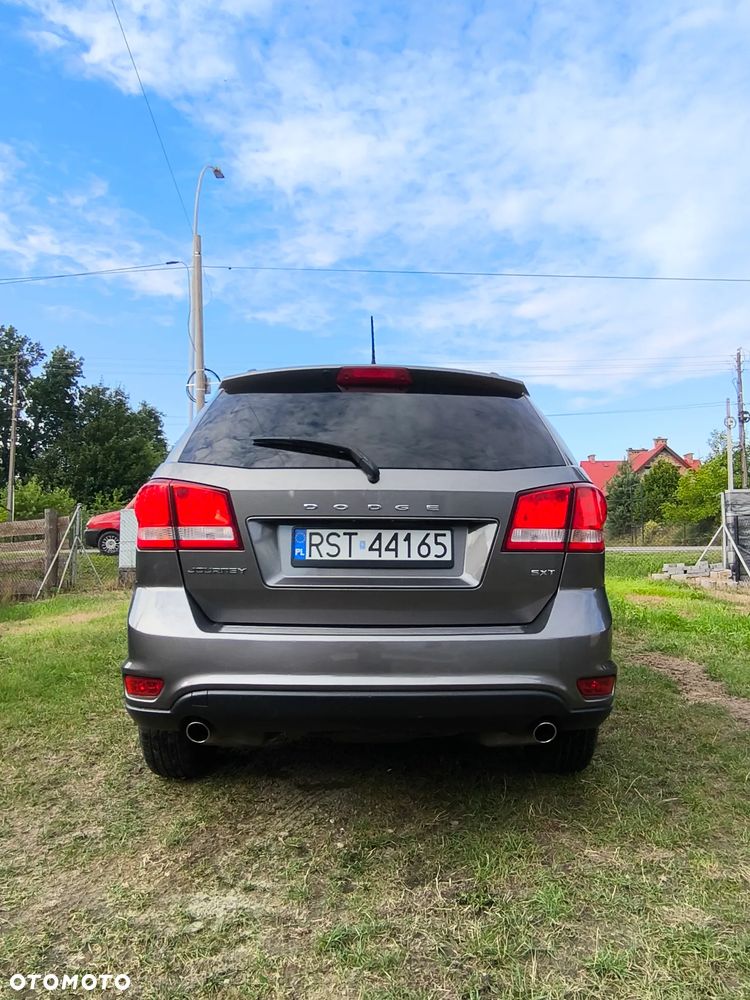 Dodge Journey - 4