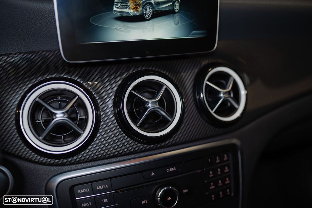 Mercedes-Benz GLA 200 - 46