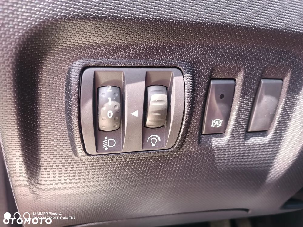 Renault Captur ENERGY dCi 90 Start&Stop Helly Hansen - 24