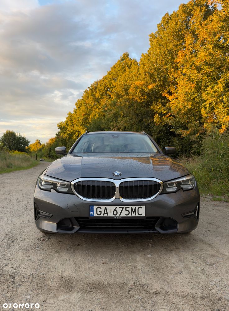 BMW Seria 3 320d Sport-Aut Efficient Dynamics Edition Luxury Line - 10