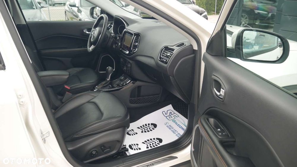 Jeep Compass - 20