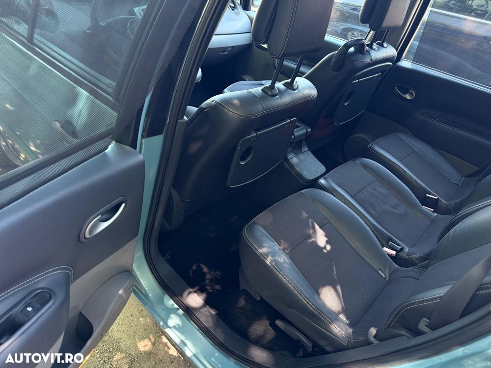 Renault Scenic - 24