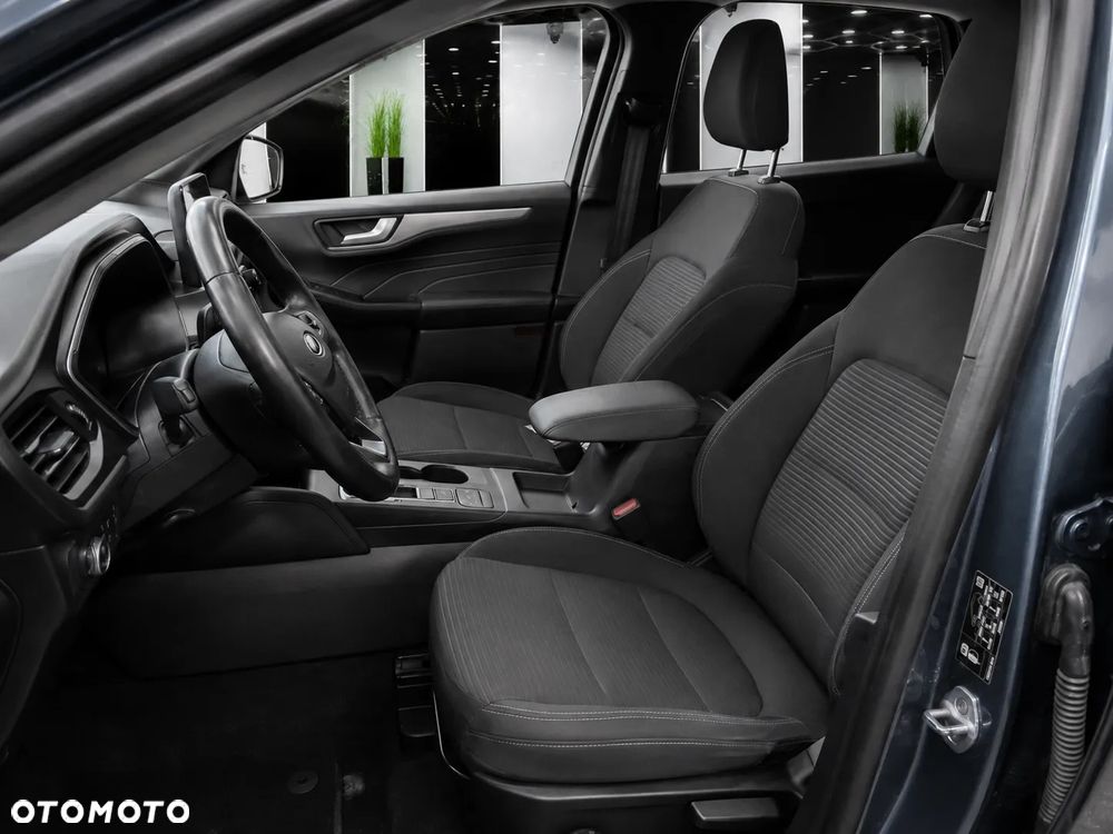 Ford Kuga 2.0 EcoBlue FWD Titanium - 6