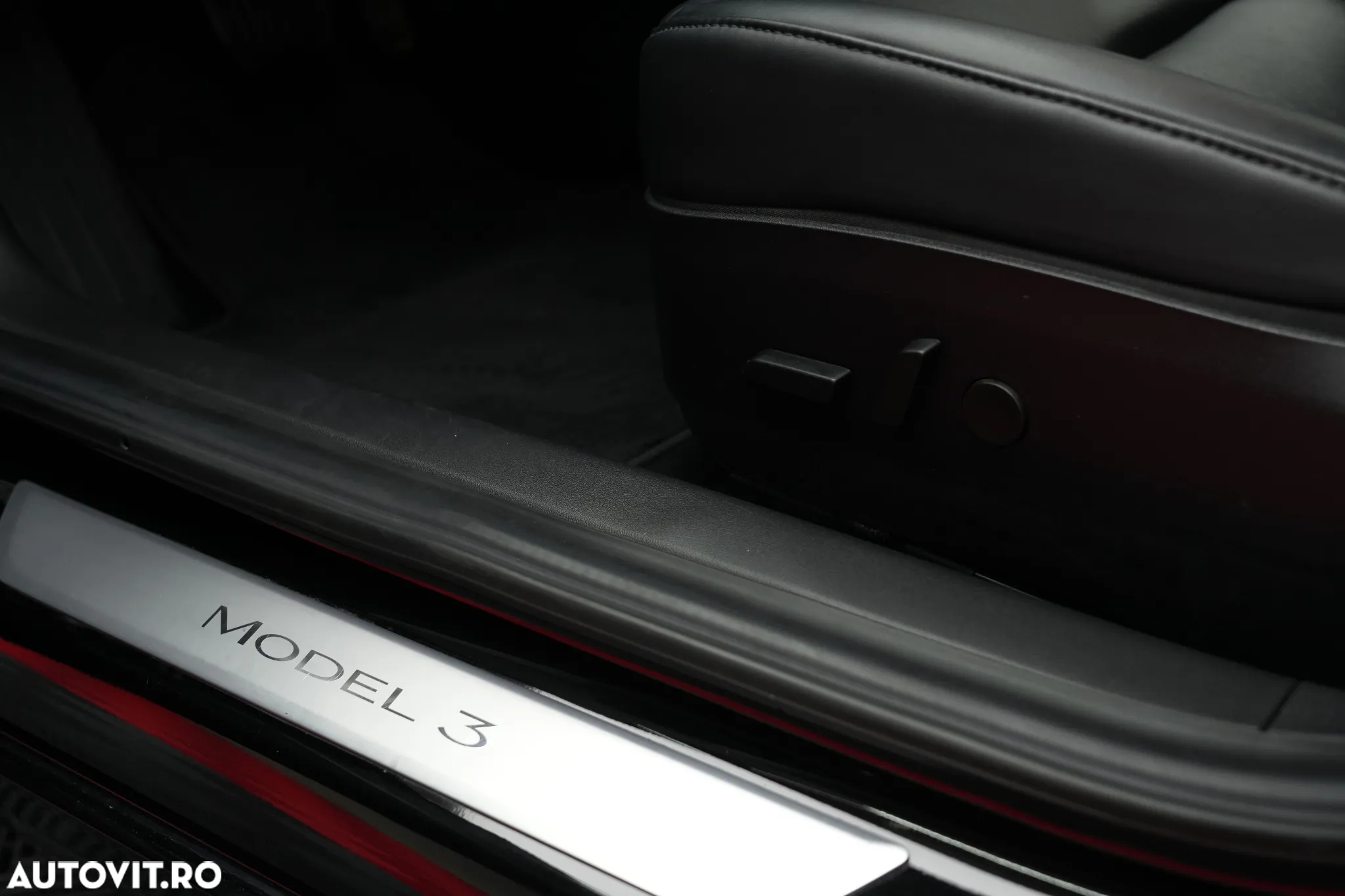 Tesla Model 3 Langstreckenbatterie Allradantrieb Dual Motor - 37
