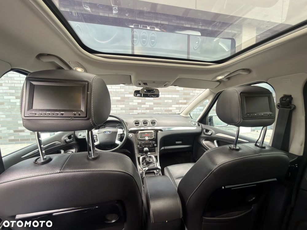 Ford S-Max 2.0 Titanium - 27