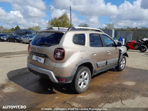 Dezmembrez Dacia Duster 1,6i HDJ Auriu