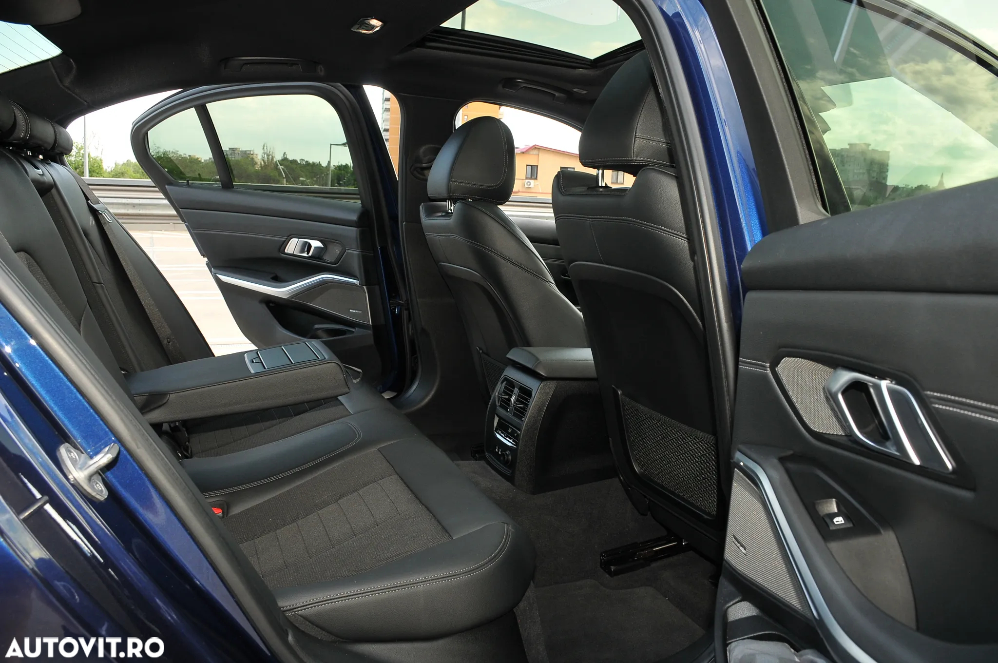 BMW Seria 3 320d xDrive AT - 12