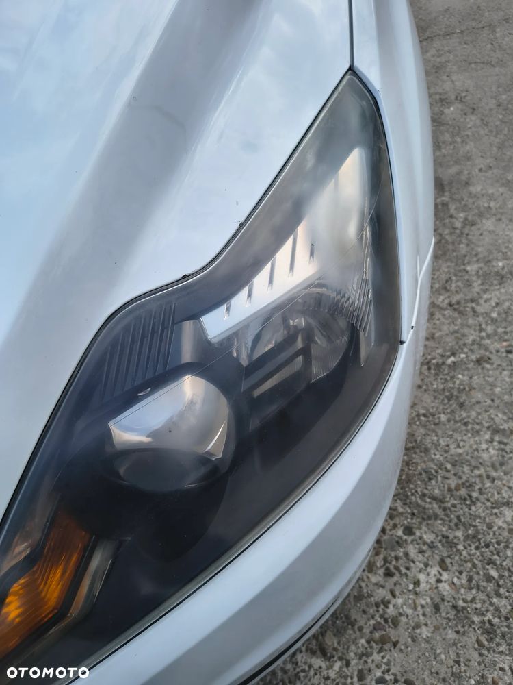 Ford Focus 1.6 16V Trend - 20