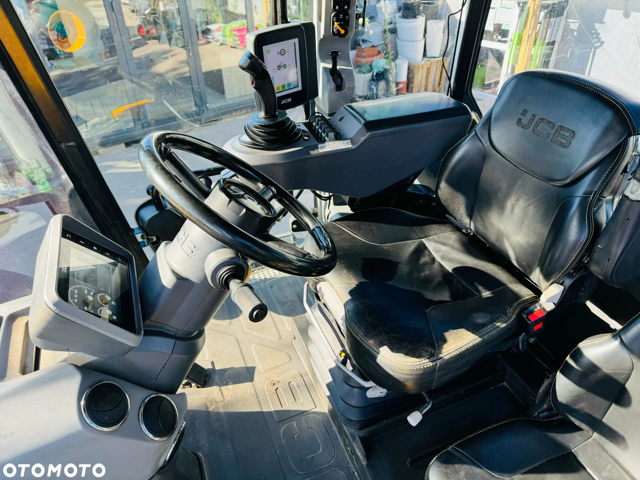 JCB Fastrac 4220 - 15