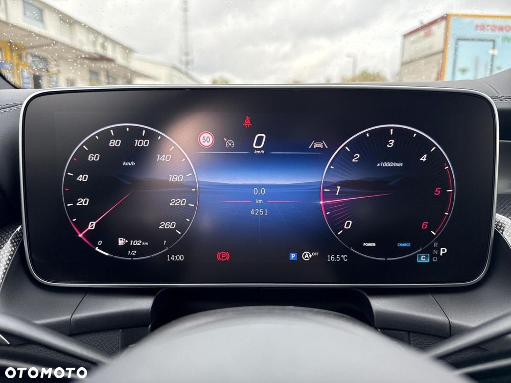 Mercedes-Benz GLC - 25