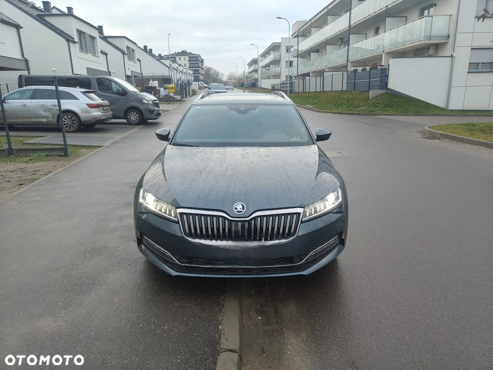 Skoda Superb 2.0 TDI SCR L&K DSG - 2