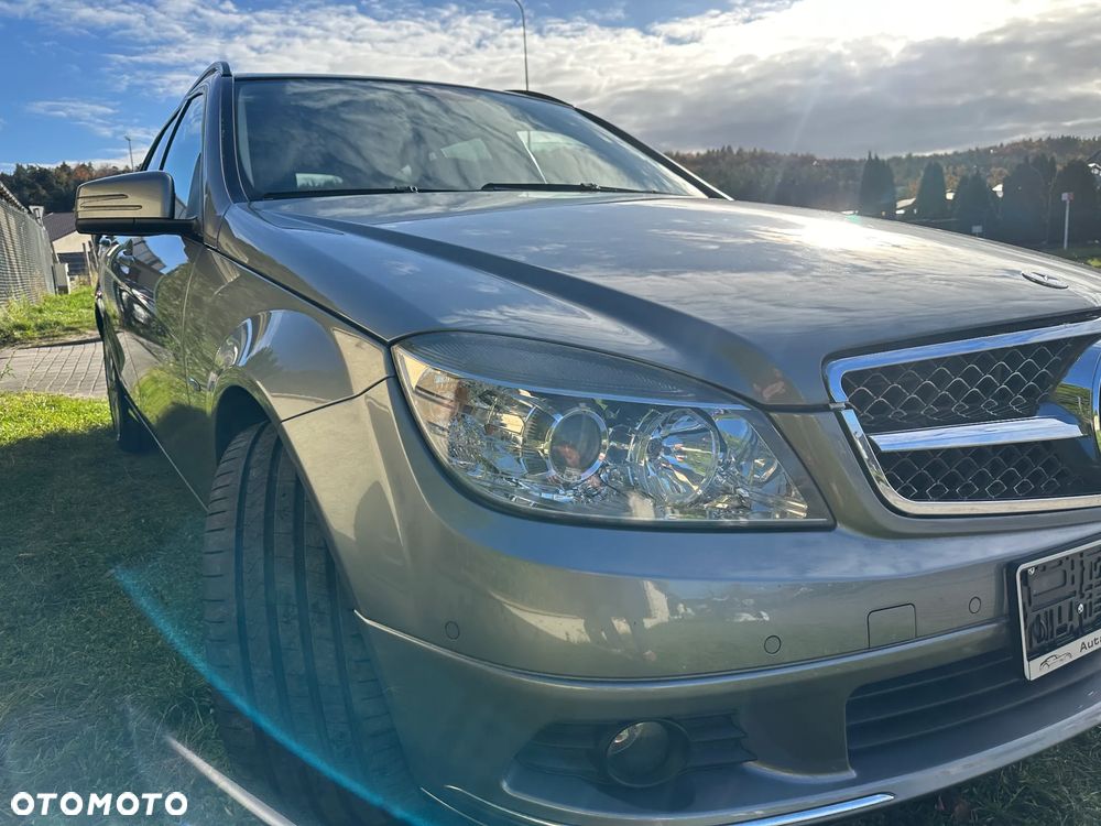 Mercedes-Benz Klasa C 180 T BlueEFFICIENCY 7G-TRONIC - 14