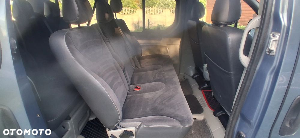 Renault Trafic - 15
