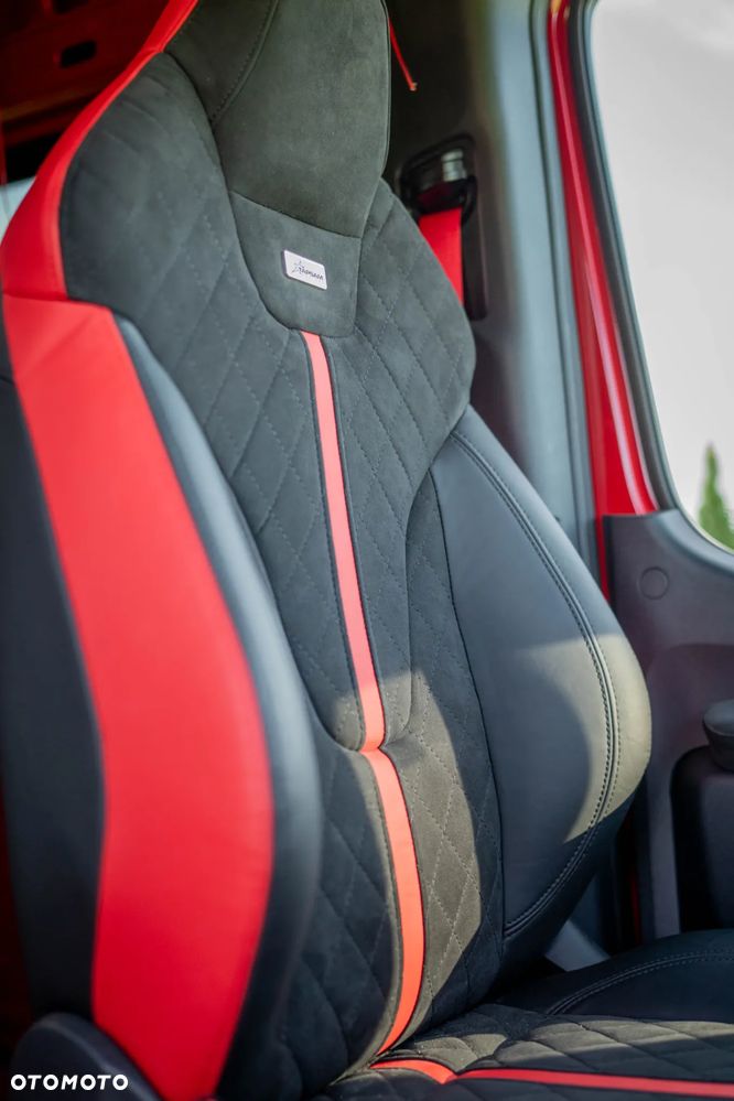 Mercedes-Benz Sprinter - 7