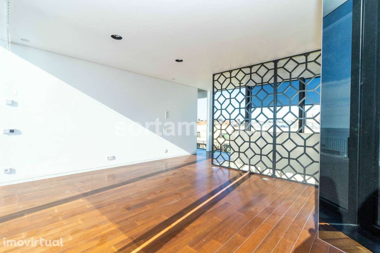 Apartamento T5 Venda em Canidelo,Vila Nova de Gaia - Grande imagem: 5/37