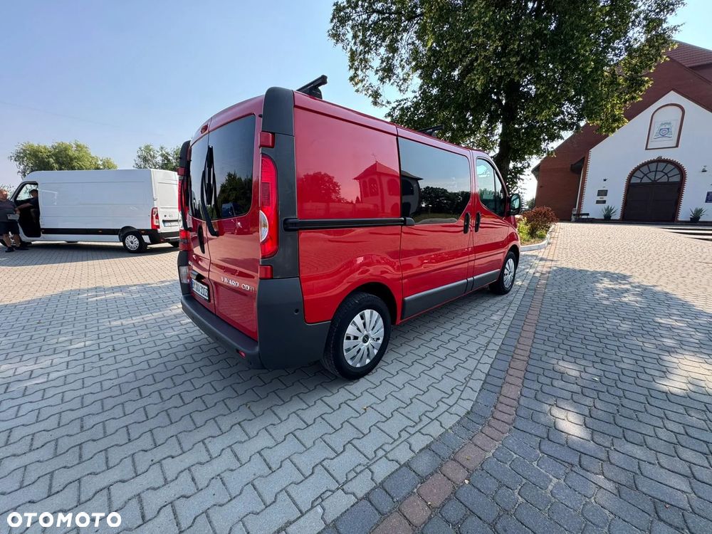 Opel Vivaro - 2