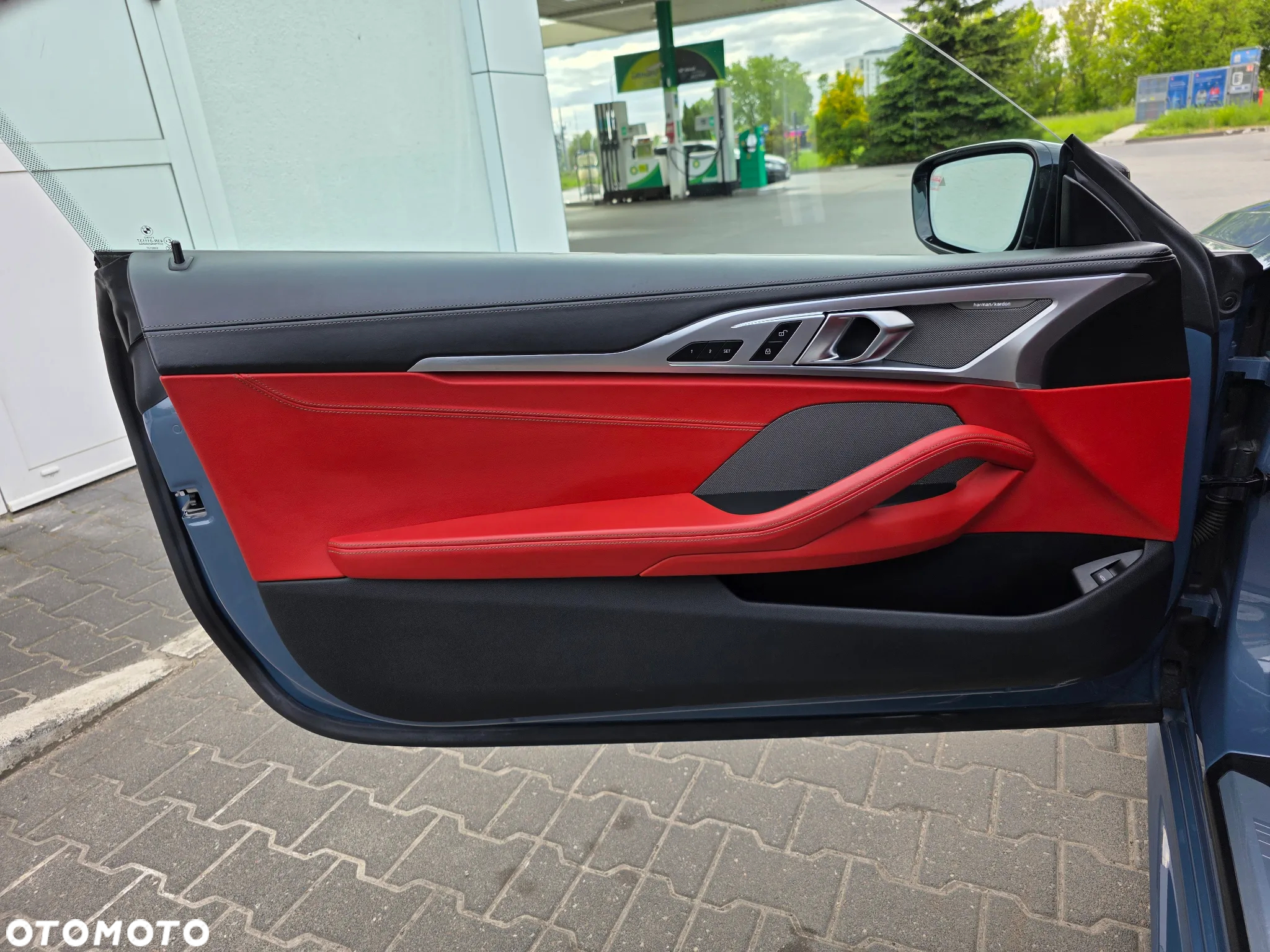 BMW Seria 8 - 16