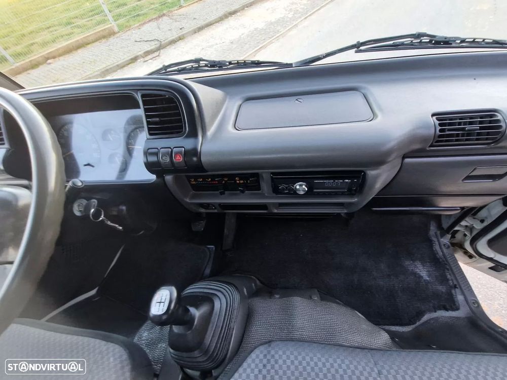 Isuzu nkr 3.0 turbo - 9