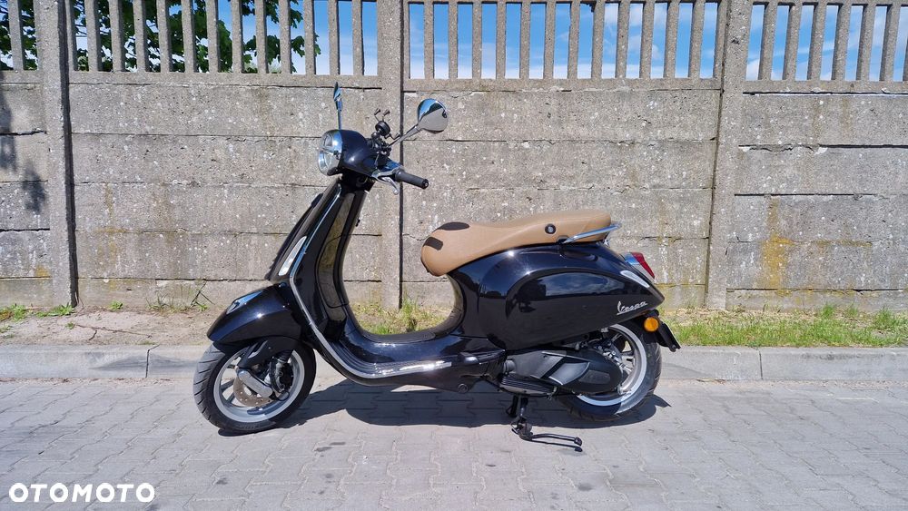 Vespa Primavera - 2