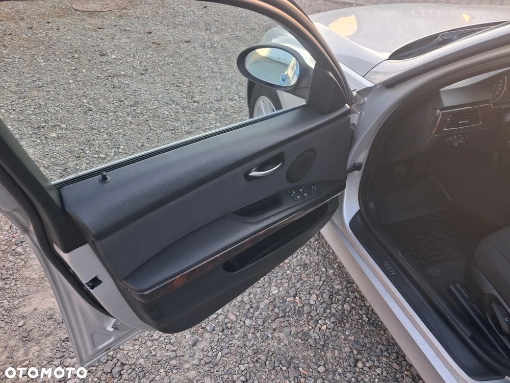 BMW Seria 3 - 19