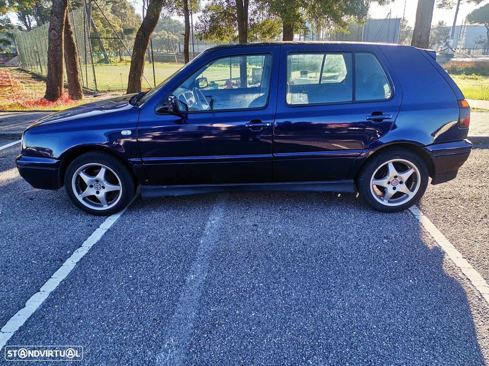 VW Golf 1.9 TDi GL + - 1