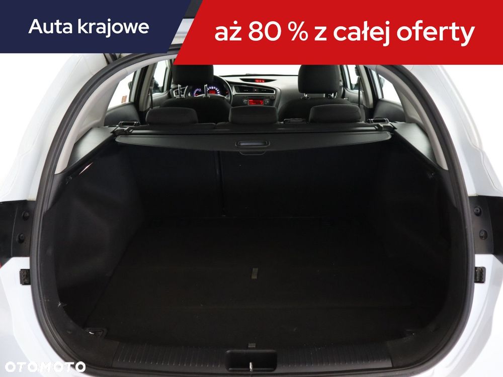 Kia Ceed - 16