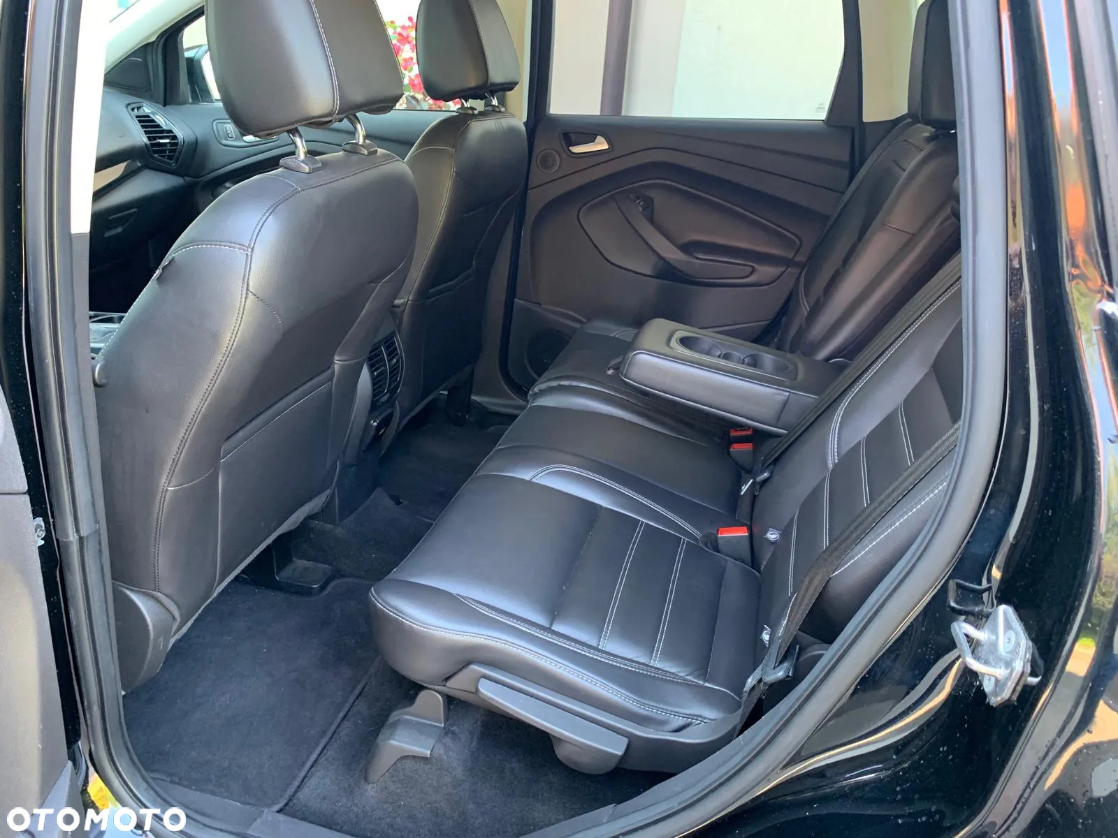 Ford Kuga - 8