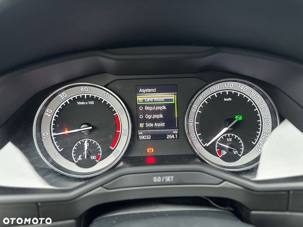 Skoda Superb 1.5 TSI Style DSG - 29