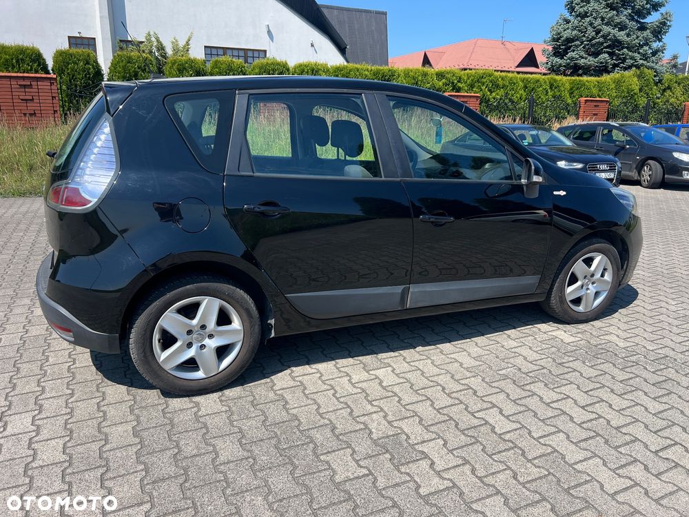 Renault Scenic 1.6 16V 110 TomTom Edition - 18