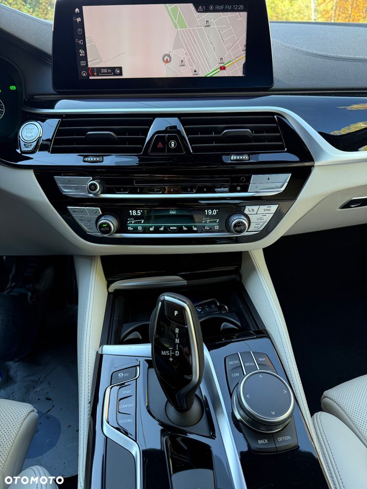 BMW Seria 5 - 23